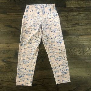 NWOT- DYI cropped high waisted leggings